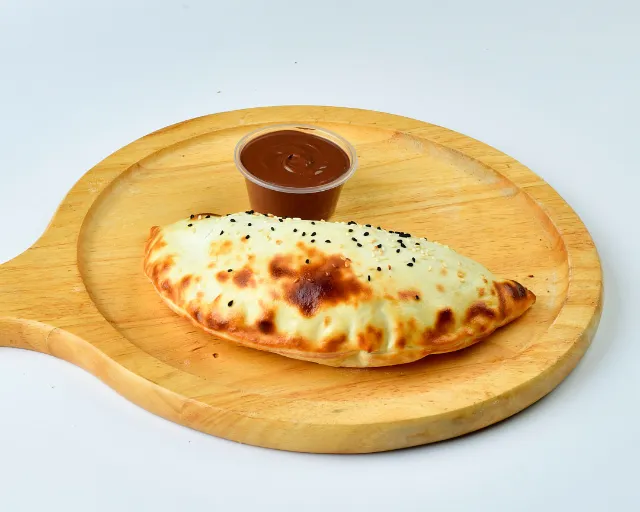 فطيرة نوتيلا من خلية سمسم الرياض